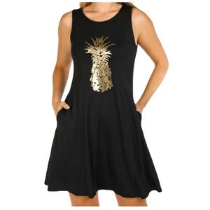 CUPIO Pineapple Pocketed Sleeveless Shift Dress